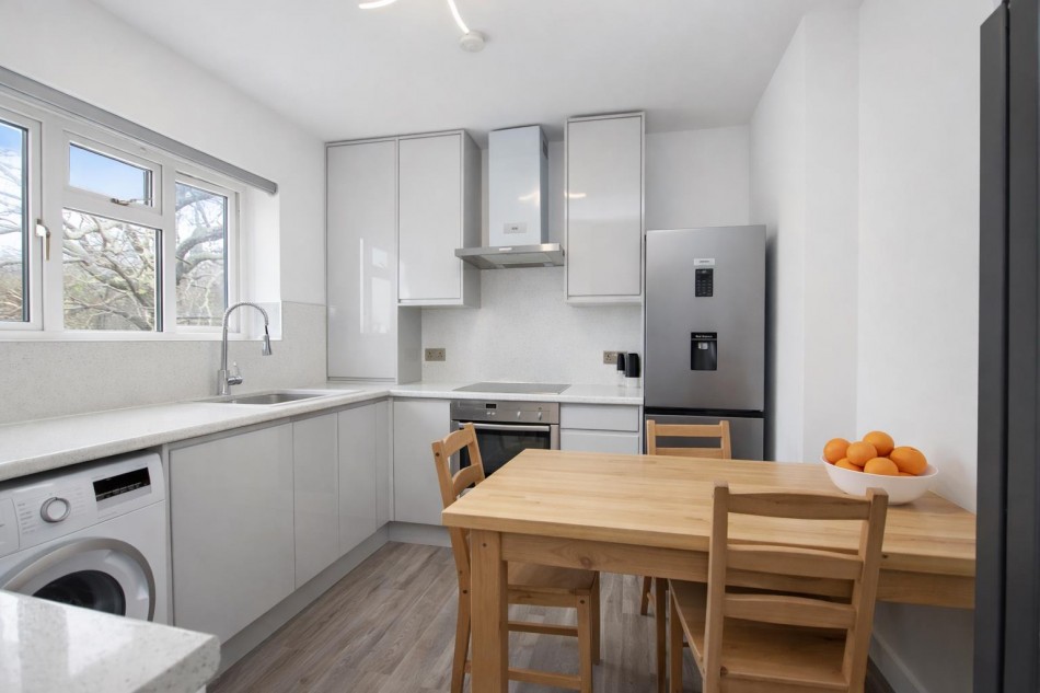 Images for Berwick Road, Borehamwood EAID:SIMMONSESTAPI BID:1