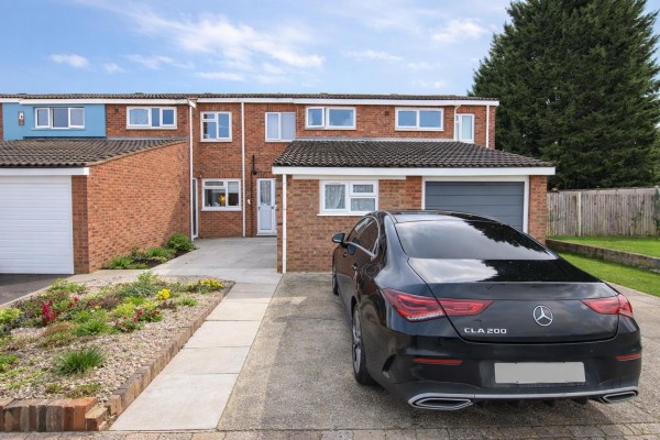 Stainer Road, Borehamwood - EAID:SIMMONSESTAPI, BID:1