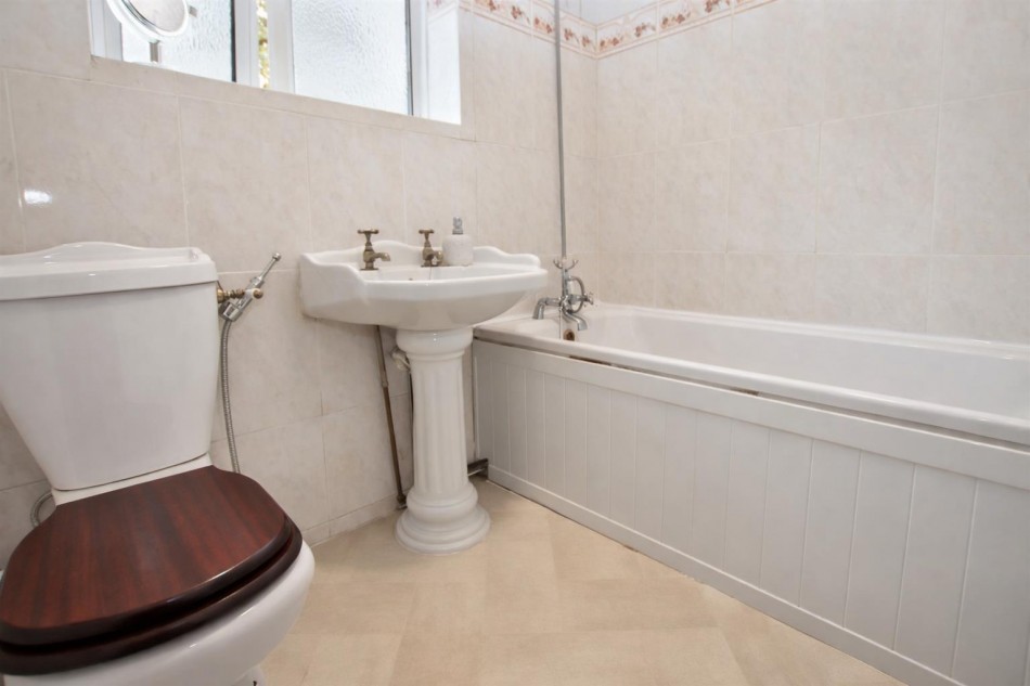 Images for Delius Close, Elstree EAID:SIMMONSESTAPI BID:1