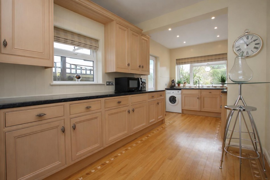 Images for Drayton Road, Borehamwood EAID:SIMMONSESTAPI BID:1