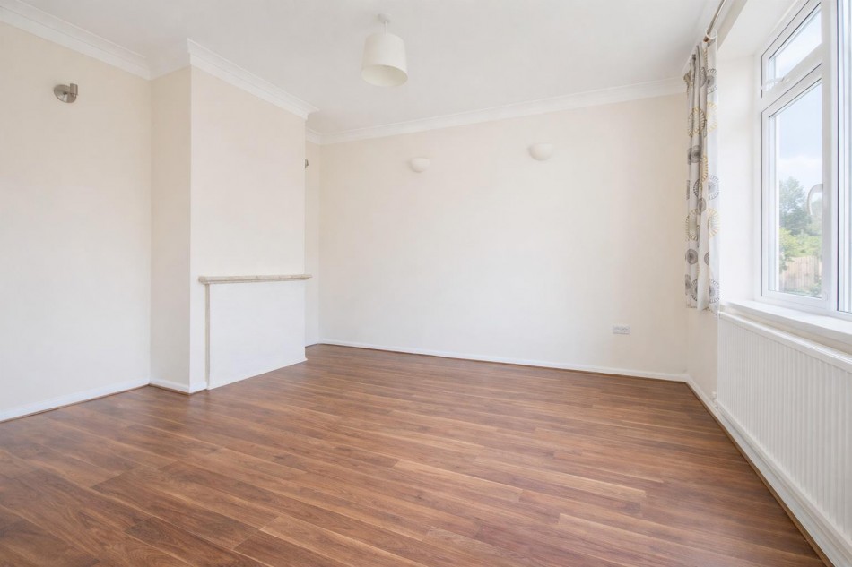 Images for Barton Way, Borehamwood EAID:SIMMONSESTAPI BID:1