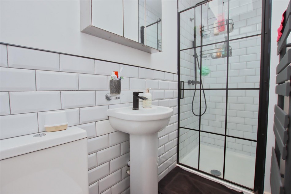 Images for Grosvenor Road, Borehamwood EAID:SIMMONSESTAPI BID:1