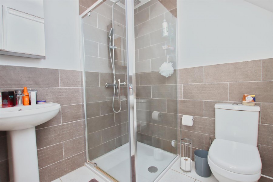 Images for Grosvenor Road, Borehamwood EAID:SIMMONSESTAPI BID:1