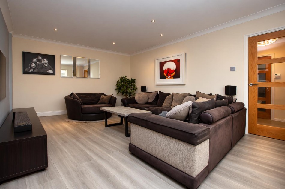 Images for Tilehouse Close, Borehamwood EAID:SIMMONSESTAPI BID:1