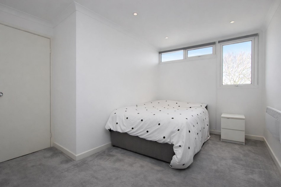 Images for Watling Court,High Street, Elstree EAID:SIMMONSESTAPI BID:1