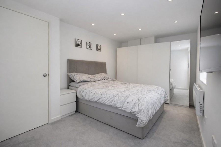 Images for Watling Court,High Street, Elstree EAID:SIMMONSESTAPI BID:1