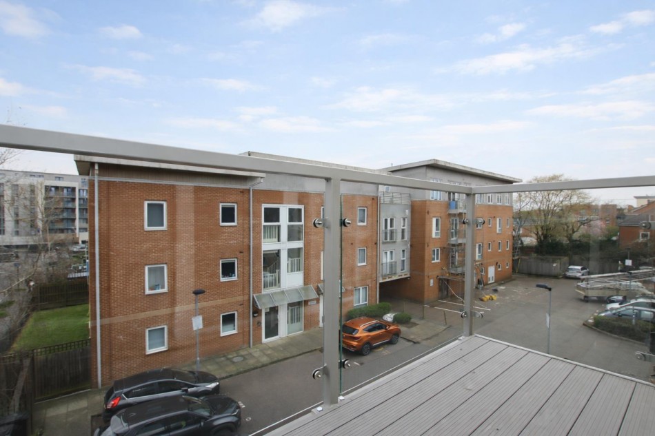 Images for Bergman Court, Studio Way, Borehamwood EAID:SIMMONSESTAPI BID:1