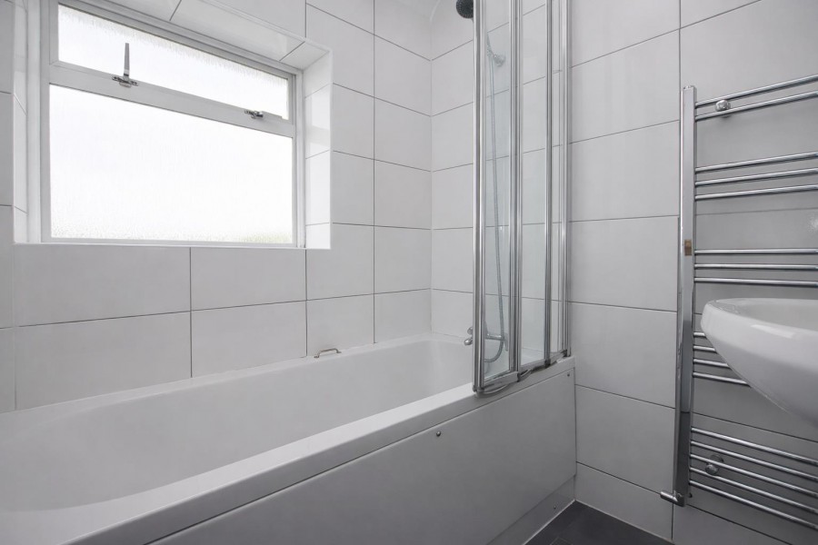 Images for Cranes Way, Borehamwood EAID:SIMMONSESTAPI BID:1