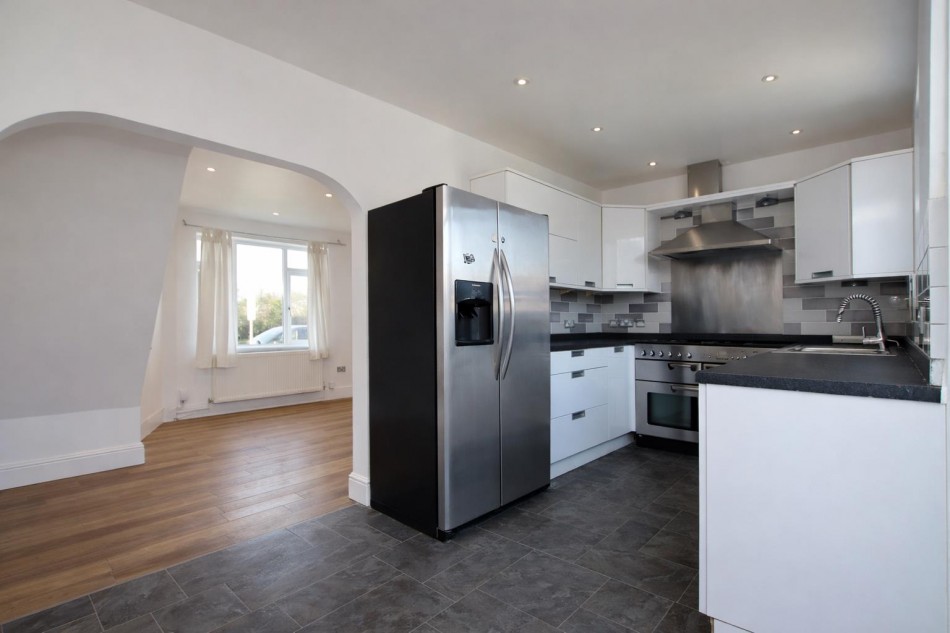Images for Theobald Street, Borehamwood EAID:SIMMONSESTAPI BID:1