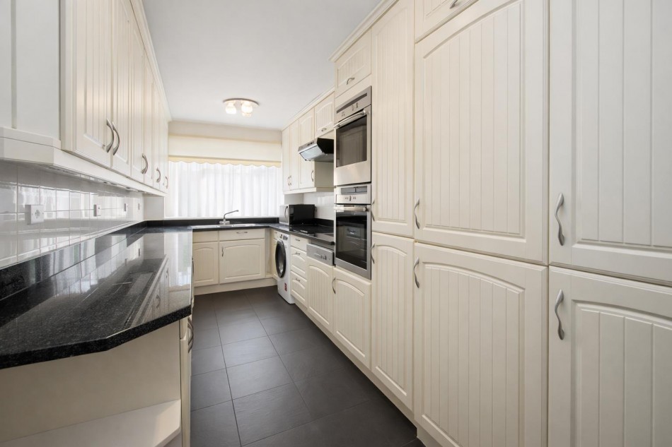 Images for Anthony Road, Borehamwood EAID:SIMMONSESTAPI BID:1