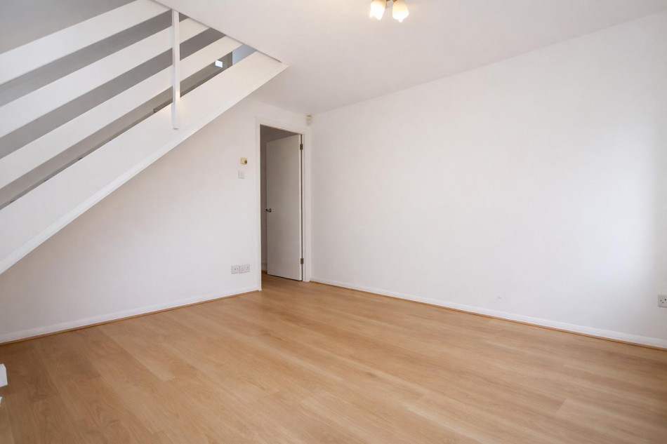 Images for Cygnet Close, Borehamwood EAID:SIMMONSESTAPI BID:1