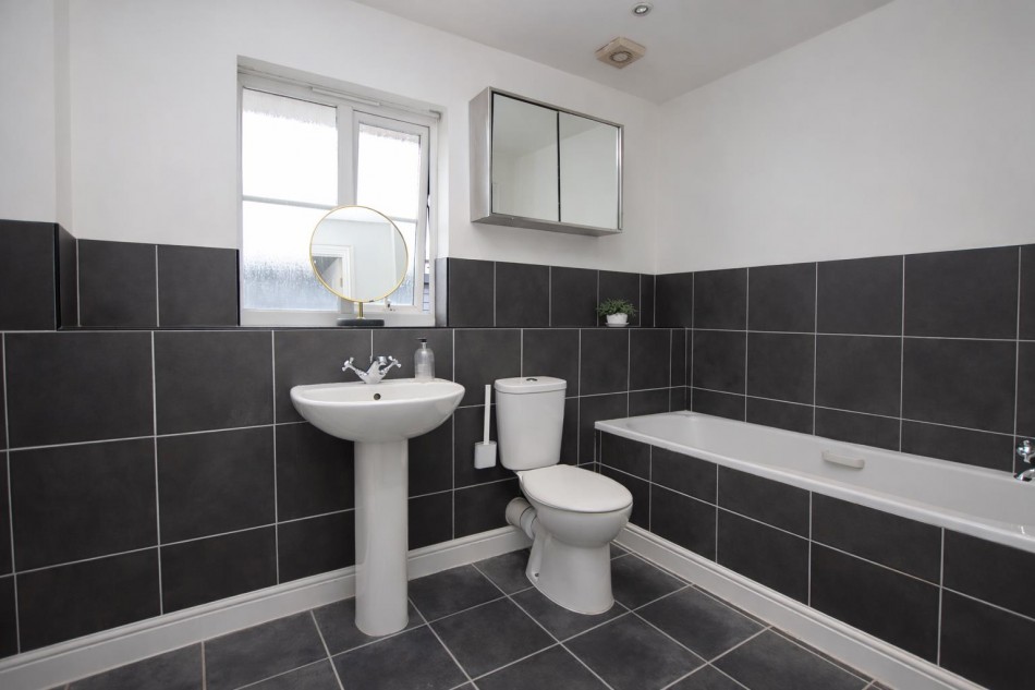 Images for Armstrong Close, Borehamwood EAID:SIMMONSESTAPI BID:1