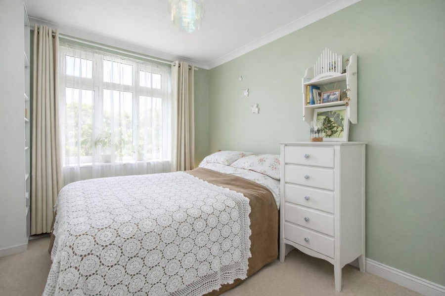 Images for Buckingham Road, Borehamwood EAID:SIMMONSESTAPI BID:1
