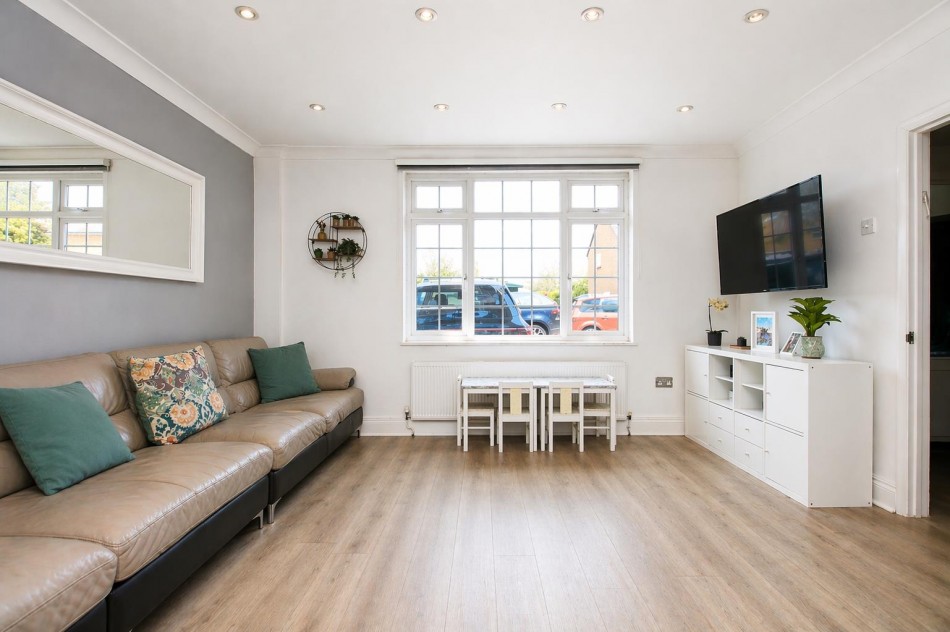 Images for Linton Avenue, Borehamwood EAID:SIMMONSESTAPI BID:1