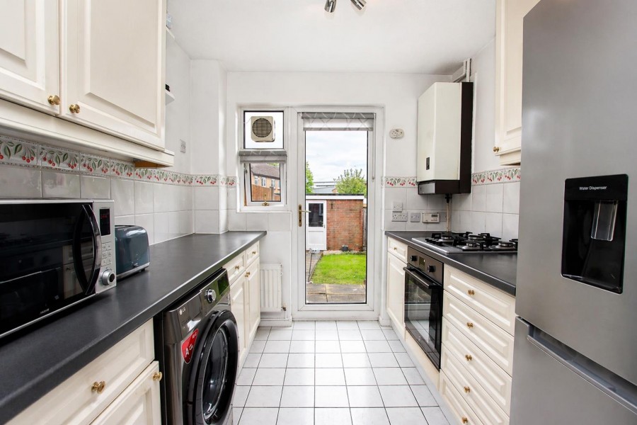 Images for Studio Way, Borehamwood EAID:SIMMONSESTAPI BID:1