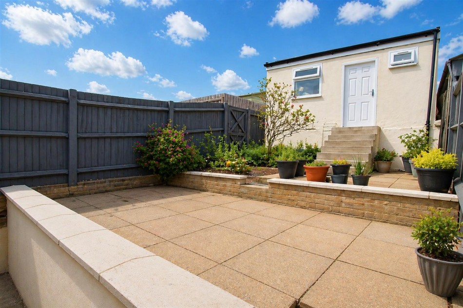 Images for Reston Path, Borehamwood EAID:SIMMONSESTAPI BID:1