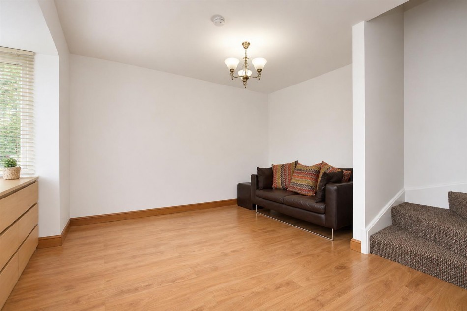 Images for Fox Close, Elstree EAID:SIMMONSESTAPI BID:1