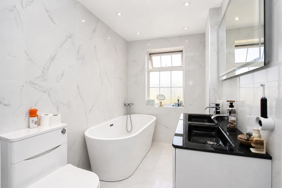 Images for Theobald Street, Borehamwood EAID:SIMMONSESTAPI BID:1