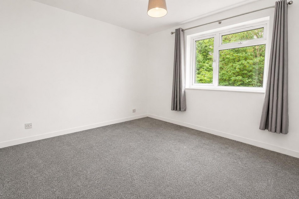 Images for Scrubbitts Square, Radlett EAID:SIMMONSESTAPI BID:1