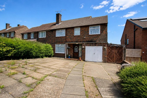 Furzehill Road, Borehamwood - EAID:SIMMONSESTAPI, BID:1