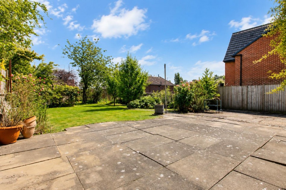 Images for Furzehill Road, Borehamwood EAID:SIMMONSESTAPI BID:1
