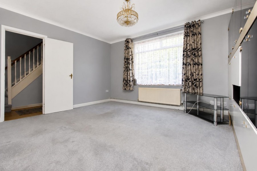 Images for Furzehill Road, Borehamwood EAID:SIMMONSESTAPI BID:1
