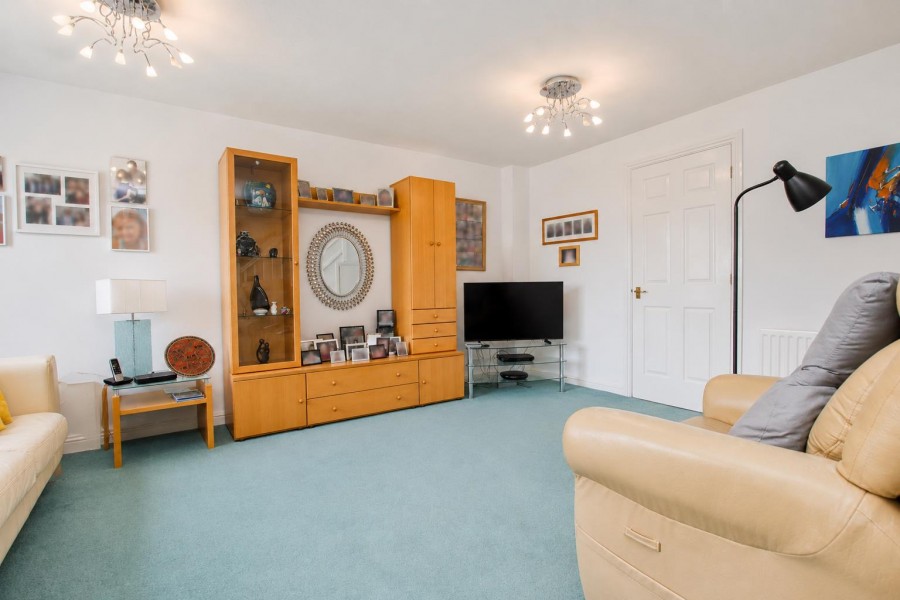 Images for Armstrong Close, Borehamwood EAID:SIMMONSESTAPI BID:1