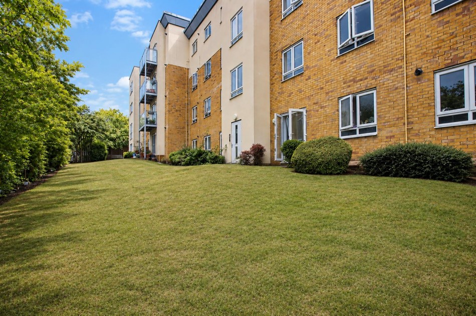 Images for Taylor Court,Todd Close, Borehamwood EAID:SIMMONSESTAPI BID:1