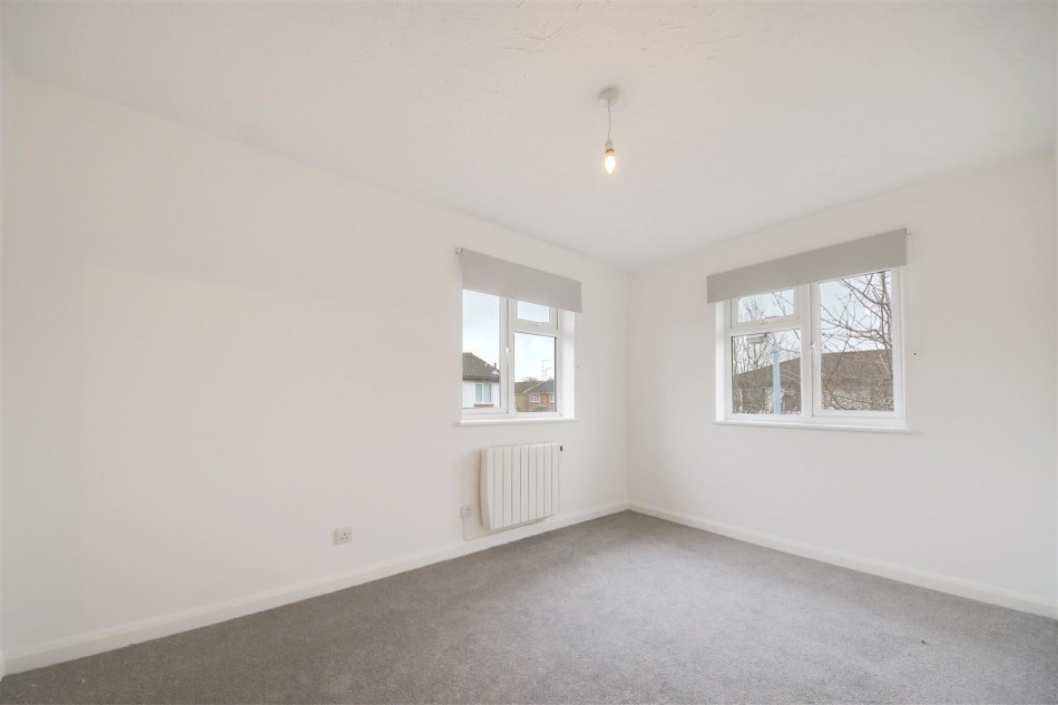 Images for Siskin Close, Borehamwood EAID:SIMMONSESTAPI BID:1