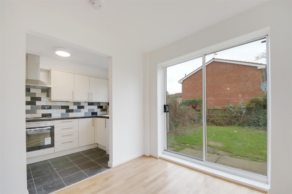 Images for Siskin Close, Borehamwood EAID:SIMMONSESTAPI BID:1