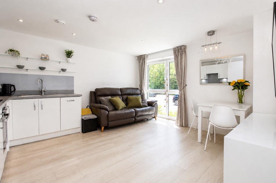 Images for Heaton House,Thurston Way, Borehamwood EAID:SIMMONSESTAPI BID:1
