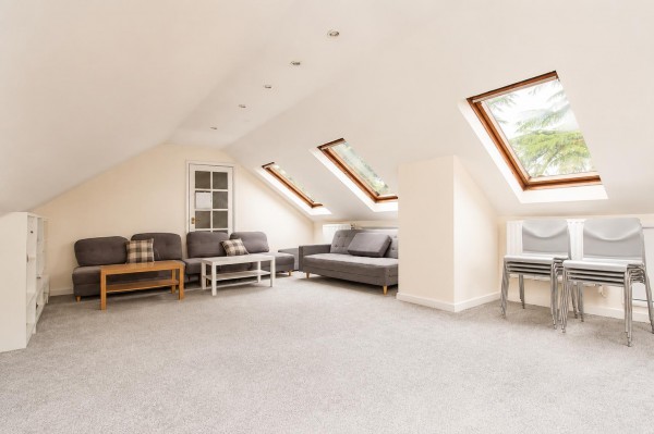 Oak Tree Court,Barnet Lane, Elstree - EAID:SIMMONSESTAPI, BID:1