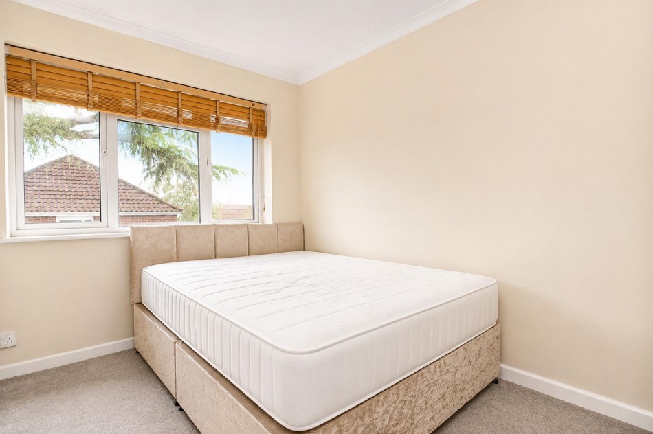 Images for Oak Tree Court,Barnet Lane, Elstree EAID:SIMMONSESTAPI BID:1