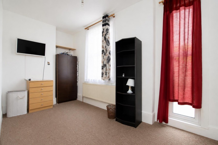 Images for Glenhaven Avenue, Borehamwood EAID:SIMMONSESTAPI BID:1