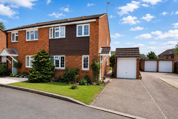 Ealing Close, Borehamwood - EAID:SIMMONSESTAPI, BID:1