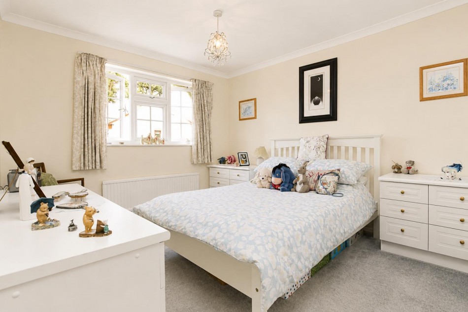 Images for Ealing Close, Borehamwood EAID:SIMMONSESTAPI BID:1