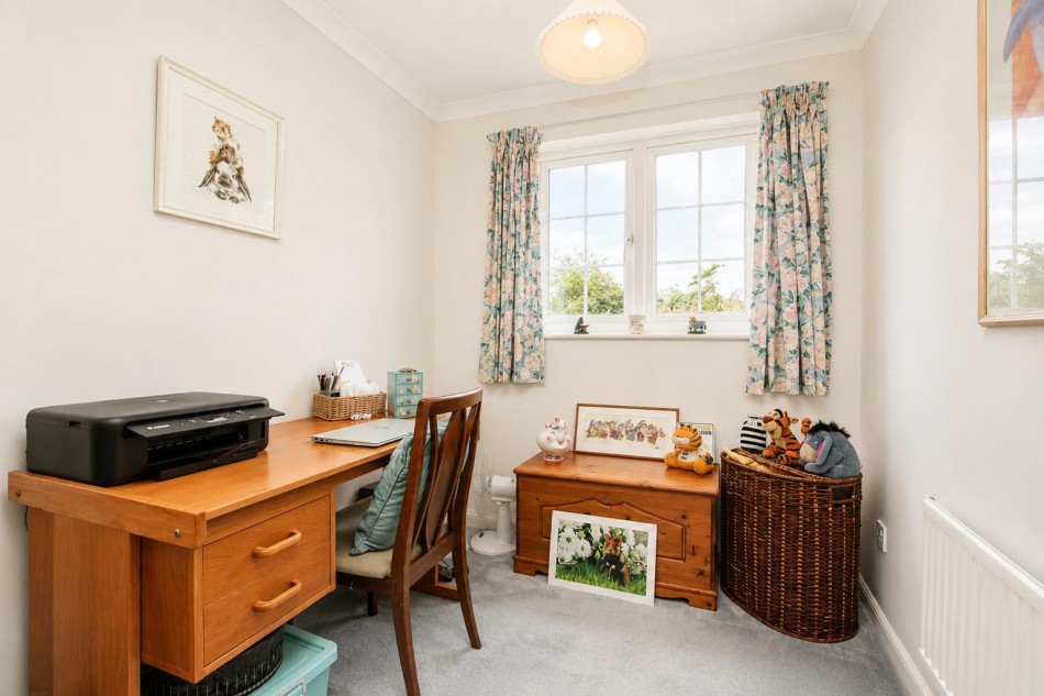 Images for Ealing Close, Borehamwood EAID:SIMMONSESTAPI BID:1
