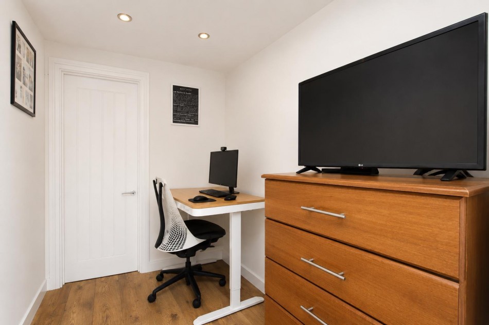 Images for Hampton Close, Borehamwood EAID:SIMMONSESTAPI BID:1