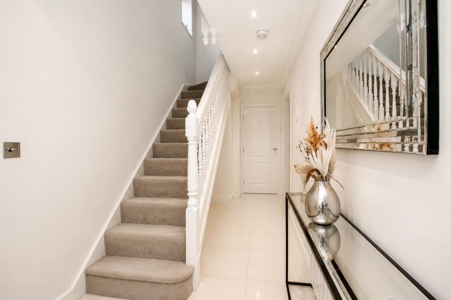 Images for Chaucer Grove, Borehamwood EAID:SIMMONSESTAPI BID:1