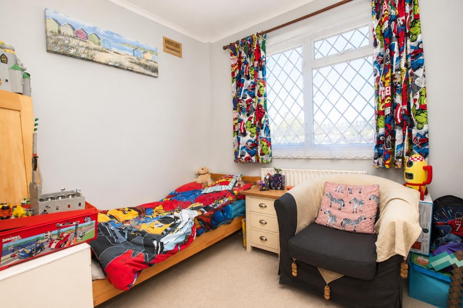 Images for Easton Gardens, Borehamwood EAID:SIMMONSESTAPI BID:1