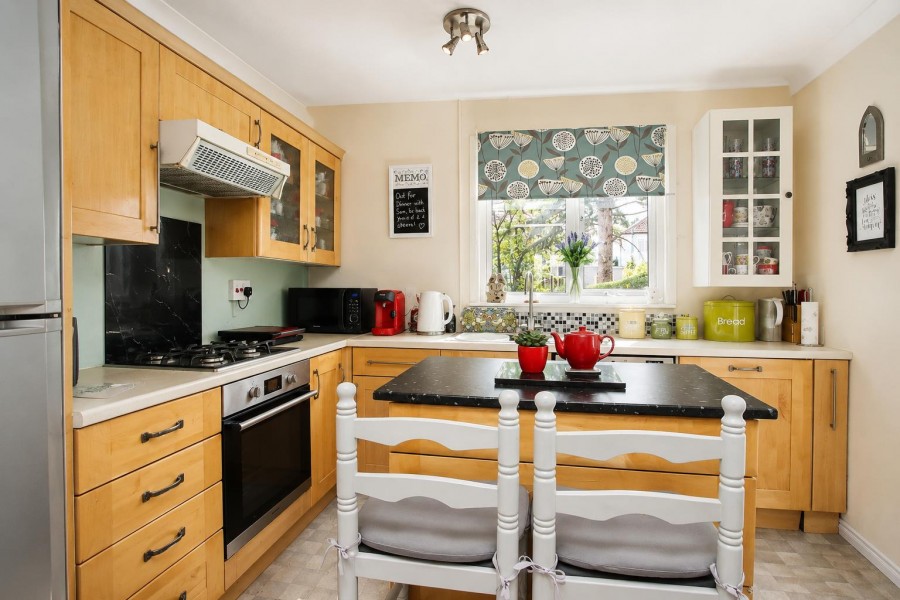 Images for Easton Gardens, Borehamwood EAID:SIMMONSESTAPI BID:1