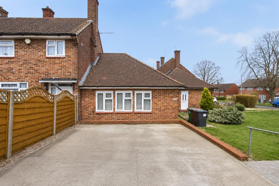 Images for Burghley Avenue, Borehamwood EAID:SIMMONSESTAPI BID:1