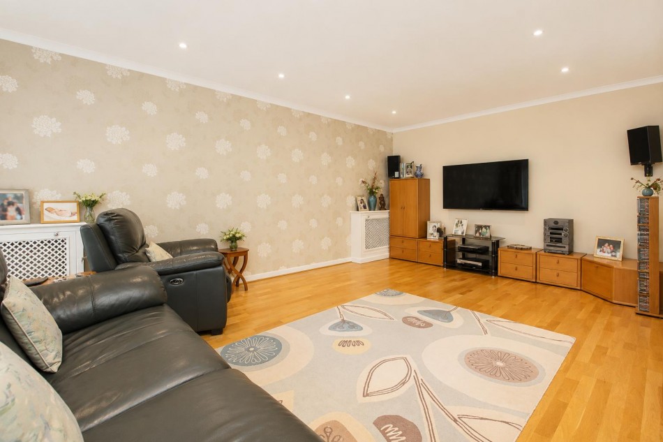 Images for Sheraton Close,Elstree EAID:SIMMONSESTAPI BID:1
