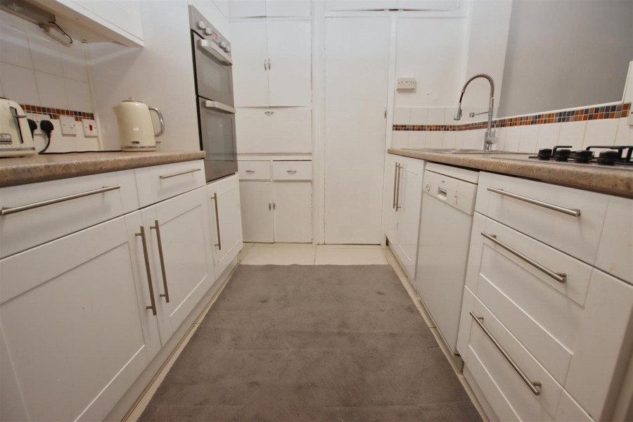Images for Berwick Road, Borehamwood EAID:SIMMONSESTAPI BID:1