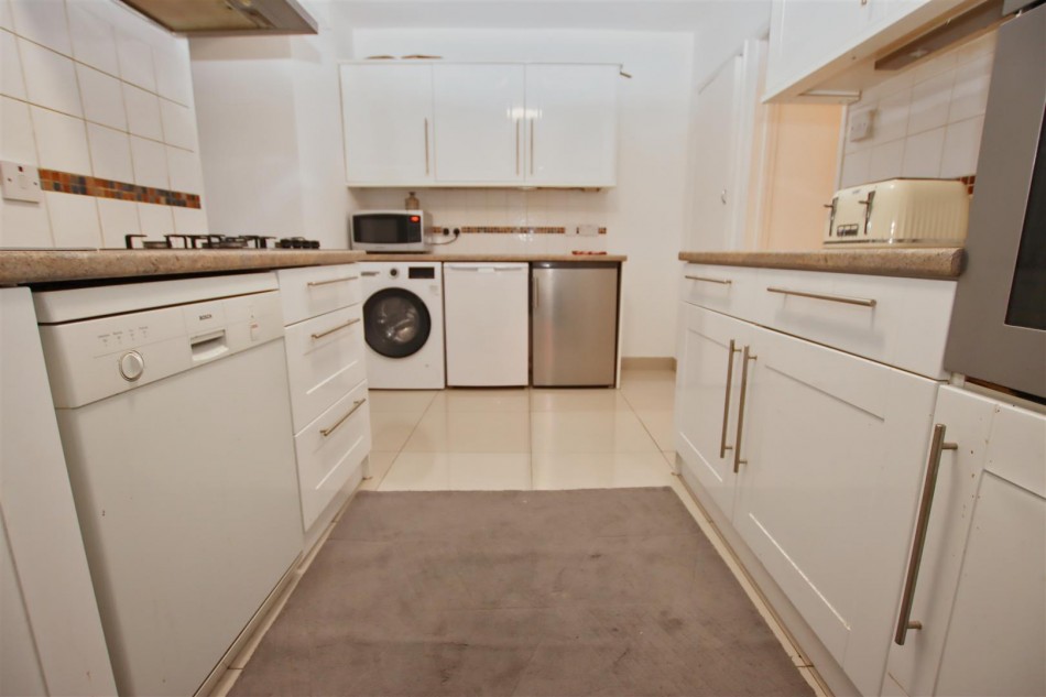 Images for Berwick Road, Borehamwood EAID:SIMMONSESTAPI BID:1