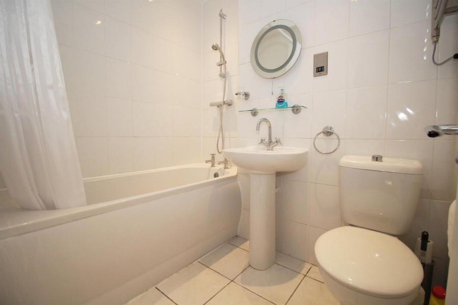 Images for Danziger Way, Borehamwood EAID:SIMMONSESTAPI BID:1