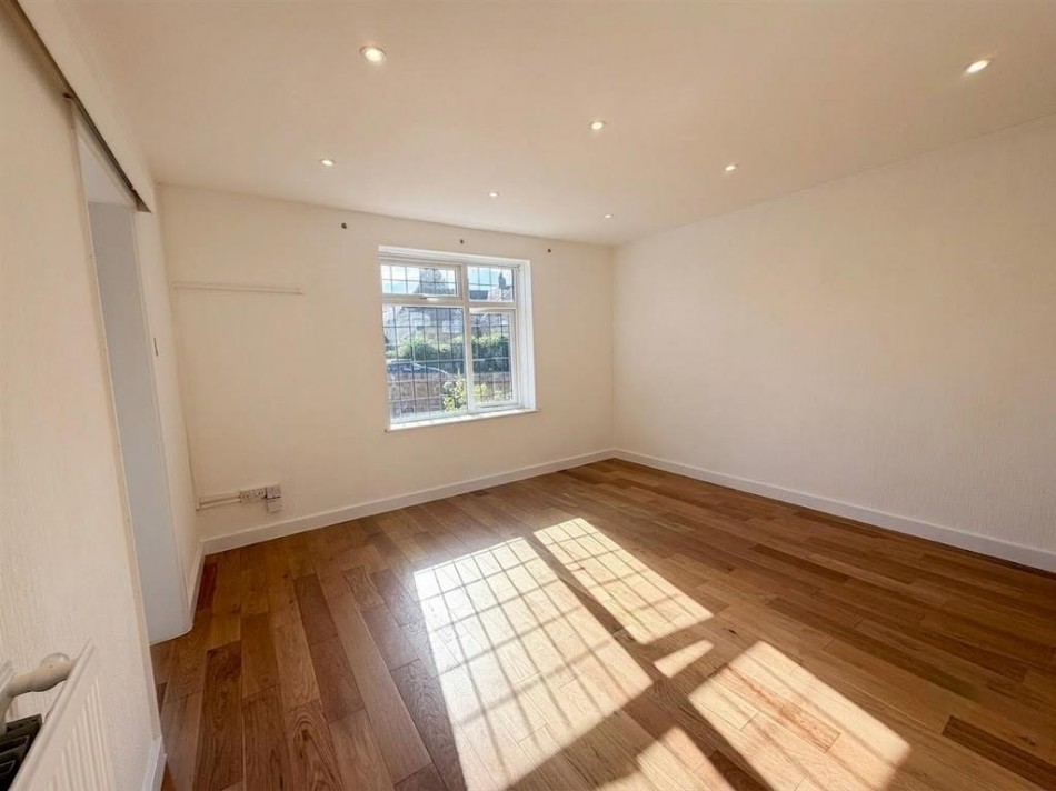 Images for Brook Road, Borehamwood EAID:SIMMONSESTAPI BID:1